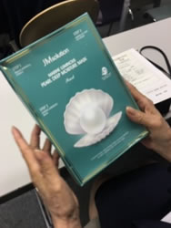 �V�[�g�}�X�N�ł�